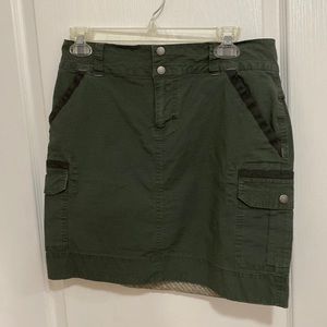 Columbia Sportswear Skirt. Olive Green in color.